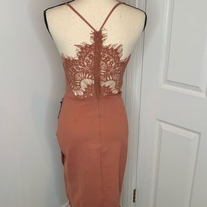 Lace body-con dress